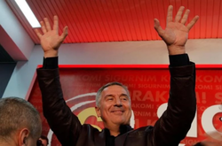 Президентські вибори у Чорногорії: переміг соціаліст Джуканович
