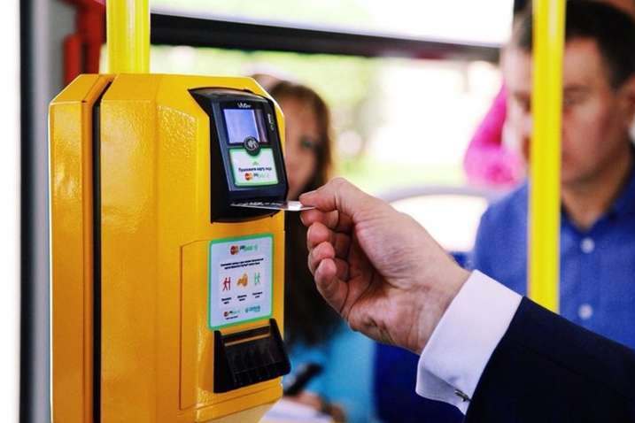 Київ вводить єдиний електронний квиток у транспорті: як діятиме нововведення 