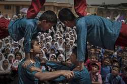 Детский цирк в Афганистане: ужасные условия для репетиций