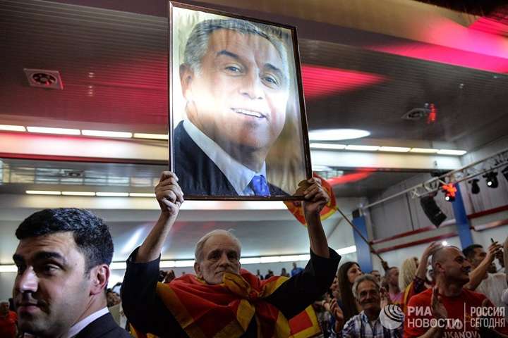 В Черногории на выборах президента побеждает Мило Джуканович