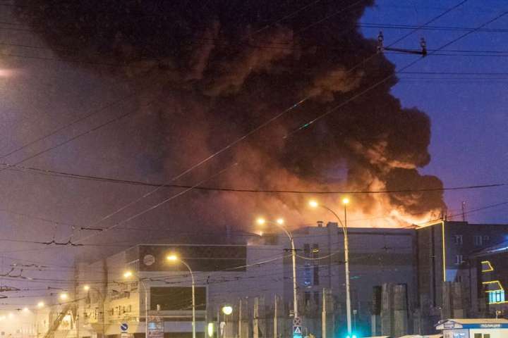 «Мы уже 20 минут здесь умираем!» Появились записи звонков из эпицентра пожара в Кемерово