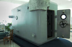 У Москві викрали барокамеру для тренування космонавтів 