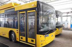 У Чернівцях запустили бездротові тролейбуси