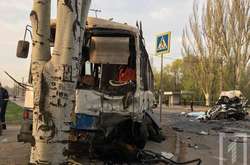 У Кривому Розі зіштовхнулися маршрутка, легковик і автобус: семеро загиблих, 12 постраждалих