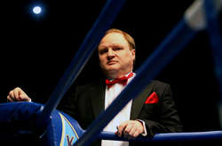 Росіянин готовий стати заручником України під час бою Усик - Гассієв в Москві