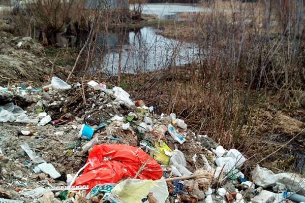 Під Києвом загроза екологічної катастрофи: стоки з аеропорту «Бориспіль» потрапили у річки 