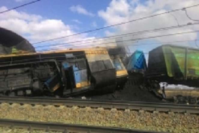 У Росії зіткнулися потяги, є постраждалі