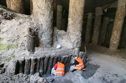 Науковці закликають Кличка зберегти місце хрещення киян на Поштовій площі