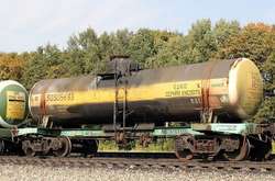 Гірничо-металургійний бізнес закликає уряд не обмежувати імпорт сірчаної кислоти 