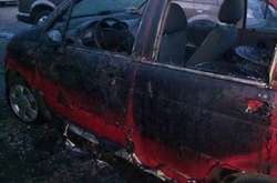 На Оболонському проспекті згоріли автомобілі