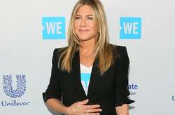 Дженнифер Энистон