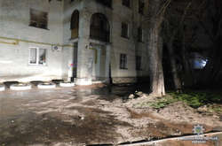 Під час застілля посеред вулиці двоє пограбували знайомого