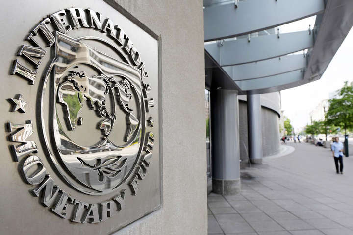 Нацбанк планує нову програму з МВФ