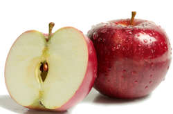 Американку оштрафовали на $500 из-за яблока