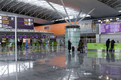 Суд дозволив «Борисполю» роздавати приміщення поза конкурсом