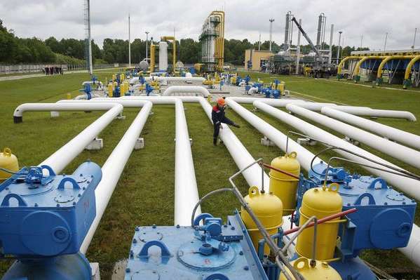 «Газпром» не збирається подовжувати контракт на транзит газу через Україну 