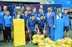 Кубки Ліги чемпіонів УЄФА погостювали в Дніпрі (фото)