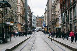 Фінляндія перестане надавати безробітним щомісячну допомогу в розмірі €560