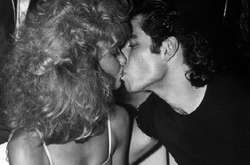 Певица Оливия Ньютон-Джон и Джон Траволта