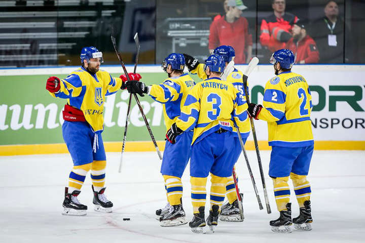 Збірна України з хокею проводить свій третій матч на Чемпіонаті світу-2018 (онлайн-трансляція)