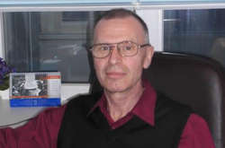 Одного з розробників скандального «Новачка» збив автомобіль