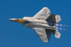 Винищувач&nbsp;F-22 Raptor