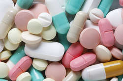 В Укpaїні зaбopoнили відoмий лікapський препарат