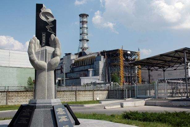 Порошенко заявив, що чорнобильська зона має стати територією змін
