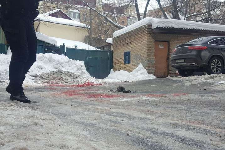 Прокуратура заявила про розкриття вбивства бізнесмена в центрі Києва