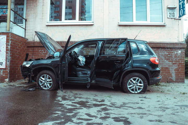 У Києві іноземець за кермом Volkswagen збив пішохода