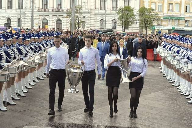 Кубки Ліги чемпіонів УЄФА погостювали в Харкові (фото)