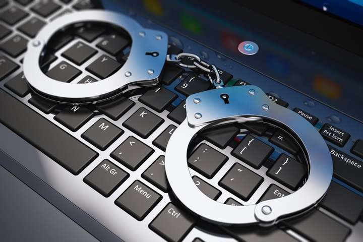 Правоохоронці закрили один із найнебезпечніших хакерських сайтів у світі