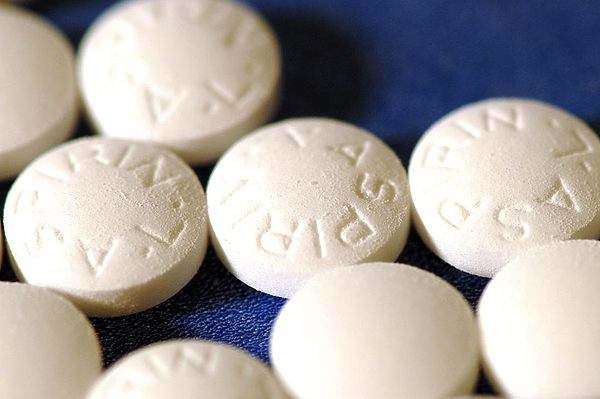 Через смерть пацієнта в Україні заборонили аспірин