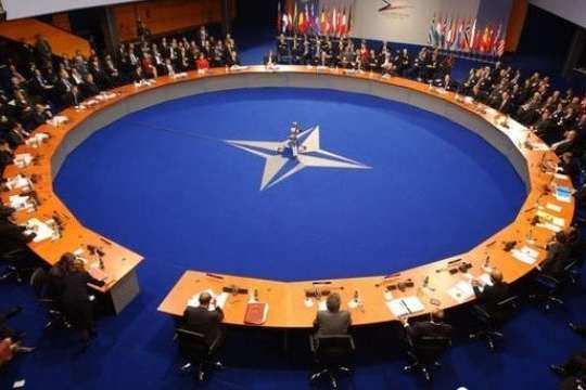 Міністри закордонних справ країн НАТО сьогодні зустрінуться у Брюсселі 