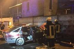 Біля воріт «Київавтодору» підпалили автомобіль