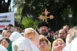 Священикам УПЦ МП масово пропонують писати скарги патріарху Варфоломію