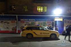 Не на того напав: у Києві потерпілий затримав грабіжника