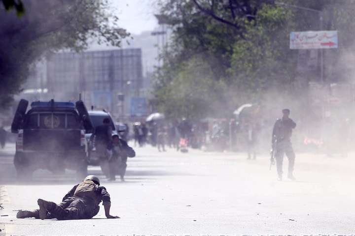 Теракти у Кабулі: загинули 8 журналістів, в цілому 25 жертв