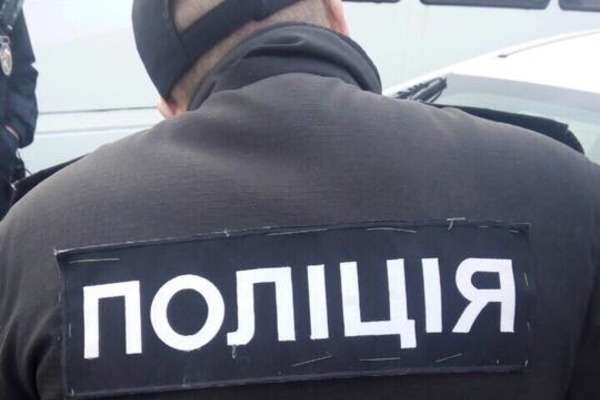 Псевдополіцейські у Києві грабували іноземців 