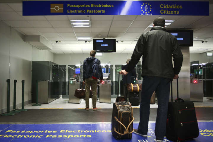 Посли ЄС підтримали нові правила в’їзду до Шенгенської зони