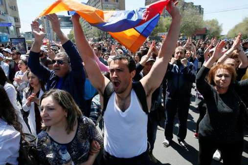 Никакое будущее правительство в Ереване не отвернется от Москвы
