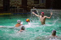 У багатомільйонному Києві може зовсім зникнути водне поло (відео)