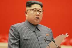 Керівник МЗС КНР провів зустріч із Кім Чен Ином