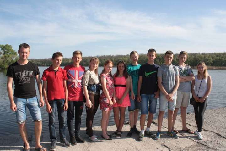 Підлітки на Запоріжжі врятували 12 людей з човна, який перекинувся у Дніпрі 