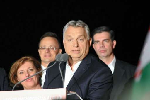 Соратники Орбана хочуть змінити Конституцію Угорщини задля боротьби з мігрантами