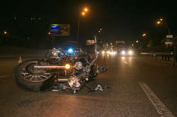 Фура підрізала мотоцикл на проспекті Перемоги