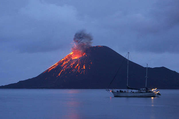 На Гаваях прокинувся вулкан: мешканців  закликали залишити острів 