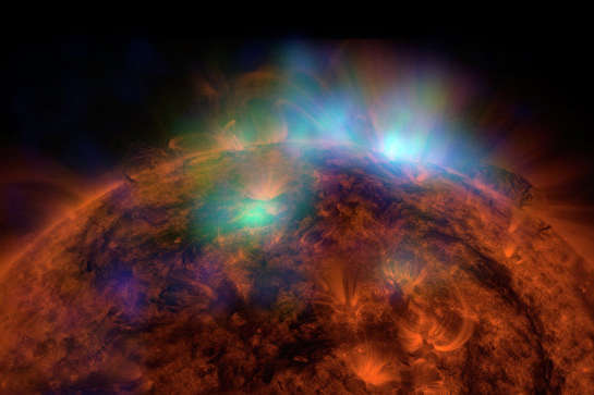 NASA показало видео с голубым Солнцем