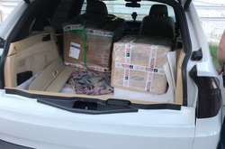   Правоохоронці вилучили понад п’ять кілограмів кокаїну, який був прихований у коробках з роликовими ковзанами  