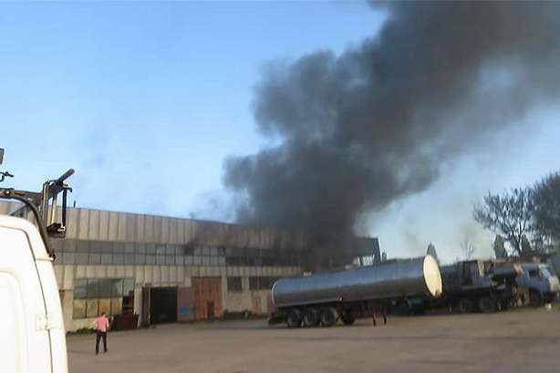 Поліція відкрила справу за фактом пожежі на складах заводу «Росава» 